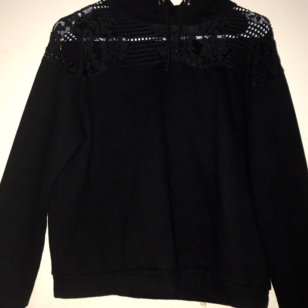 Black cropped hoodie
